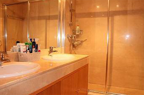 Spacious 4 bed 4 bath luxury ground floor apartment | Granados de cabopino bathroom